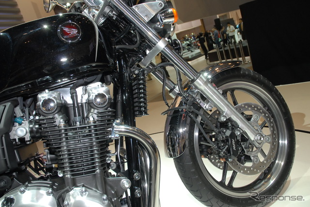 ホンダ CB1100
