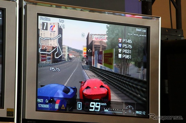 PSP グランツーリスモ、秋葉原でイベント開催…スーパーGTチャンプと対決