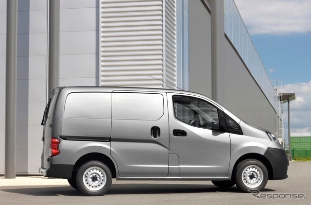 NV200