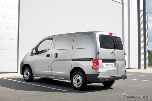 NV200