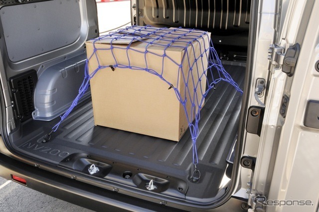 NV200