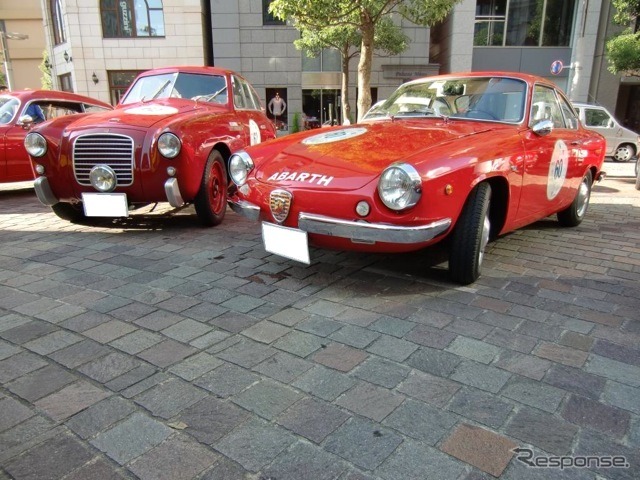 古都、京都、奈良からの参加はフィアット750ザガートMM(左・1951年)とコンクールのクラス優勝も果たしたフィアット・アバルト850スコルピオーネSアレマーノ(右、1960年)