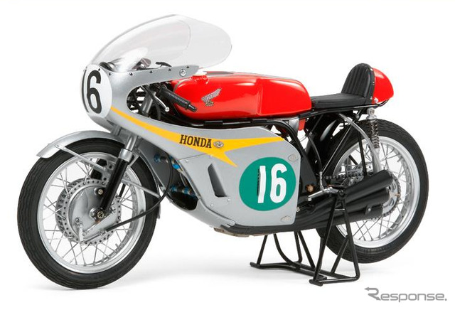 ホンダRC166 GPレーサー(塗装済み。ディティールアップは未装着の標準キット)