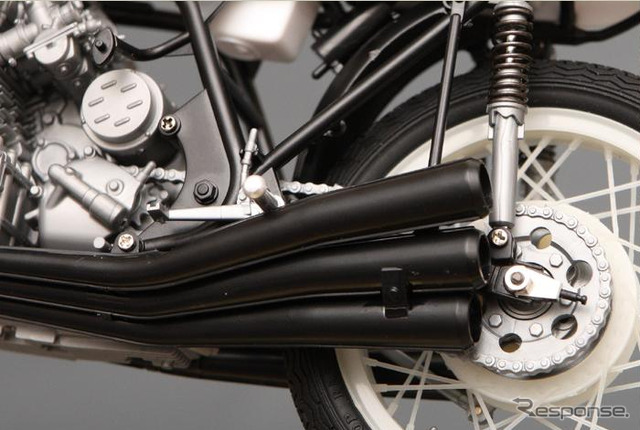 ホンダRC166 GPレーサー(画像は試作品、未塗装。製品のホイールはメッキ仕様となる)