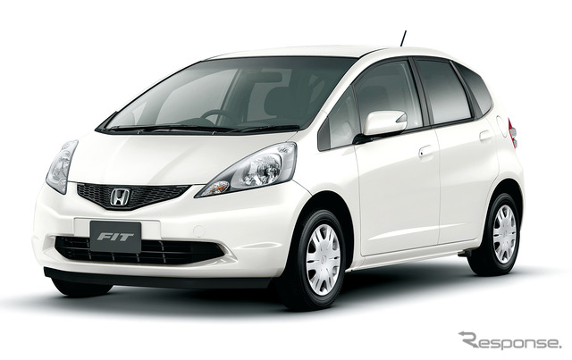 フィット1.3L (FF) 