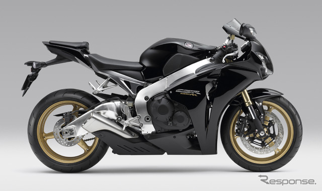 CBR1000RR (グラファイトブラック)