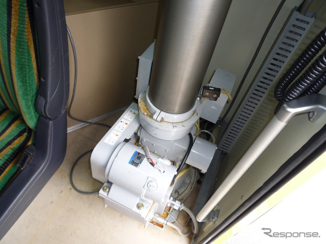 車載型地球局(衛星通信車)