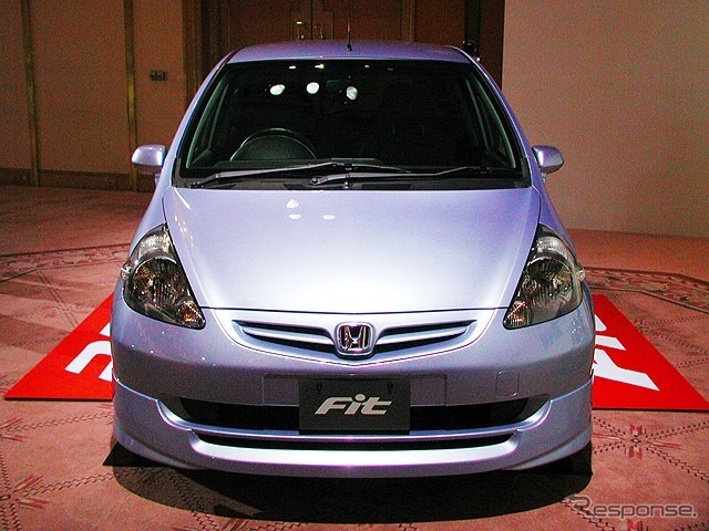 「フィット対カローラ」2003年1ラウンドの結果---1月の車名別販売ランキング