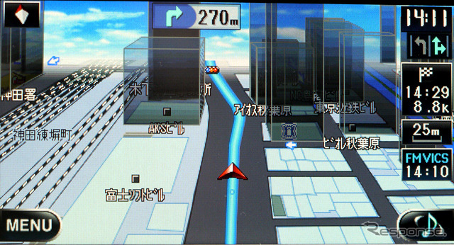 市街地図表示で3Dに切り換えたところ。収録してある階層データに基づいて各建物を立体的に表示する