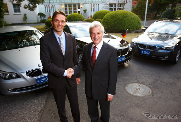 BMWジャパンのクルーガー社長と在日大使のシュタンツェル氏