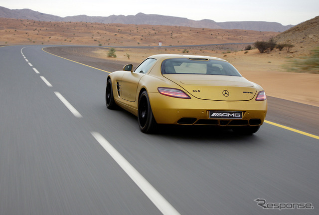 SLS AMGデザートゴールド