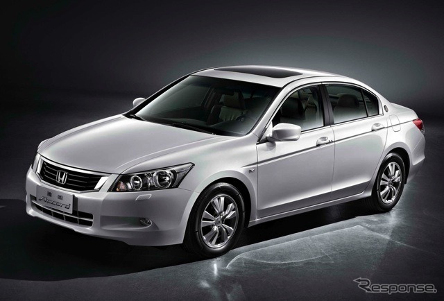 中国新車市場世界一。写真はホンダ・アコード