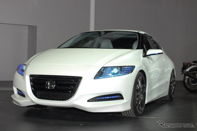 CR-Z（東京モーターショー09）。2010年に市販