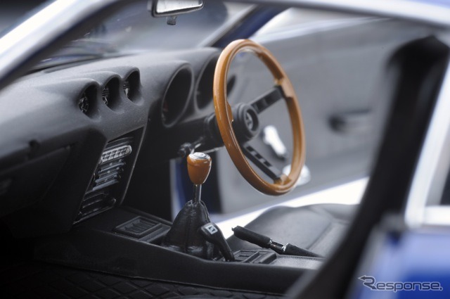 日産フェアレディZ-L(S30)ストリートスポーツ