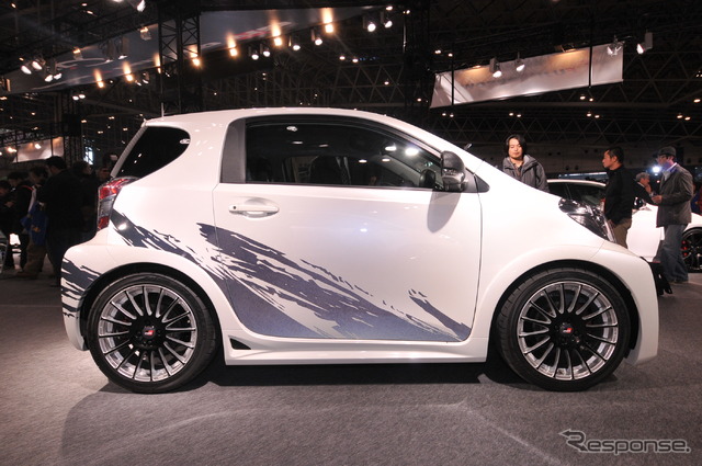 トヨタ iQ スーパーチャジャーコンセプト