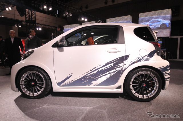 トヨタ iQ スーパーチャジャーコンセプト