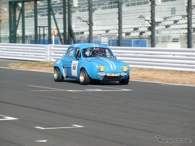 サーキットでのラップタイムトップはこのルノー・ドーフィン。アルピーヌA110のエンジンを搭載しているという
