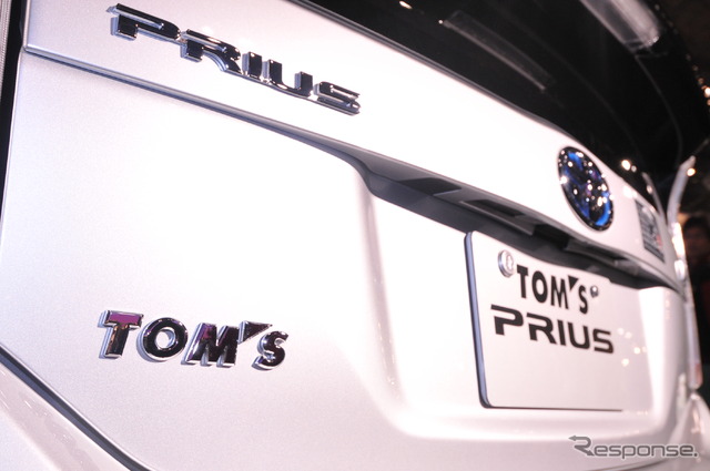 トヨタ TOM'S プリウス