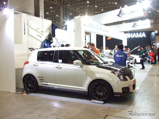 スズキ・スイフトスポーツ・ベースの「Kansai SWIFT SPORT(ZC31S)」(HKS関西サービス)