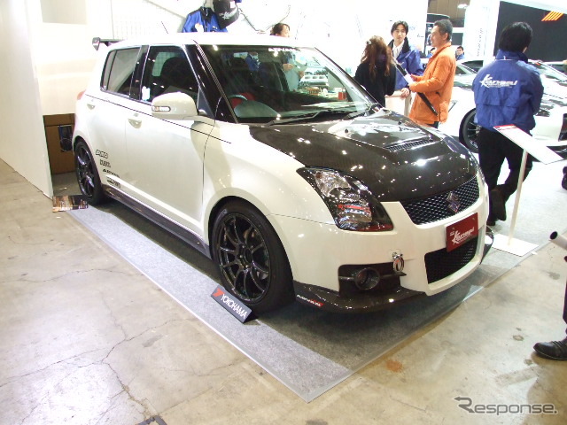 スズキ・スイフトスポーツ・ベースの「Kansai SWIFT SPORT(ZC31S)」(HKS関西サービス)