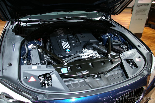 BMW 740i