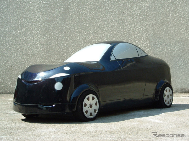 【未来のカーデザイナー】オトナのためのデートカー『MOODY BLUES』
