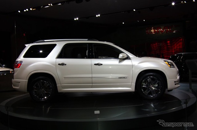 GMC アカディア デナリ