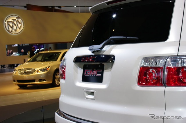 GMC アカディア デナリ