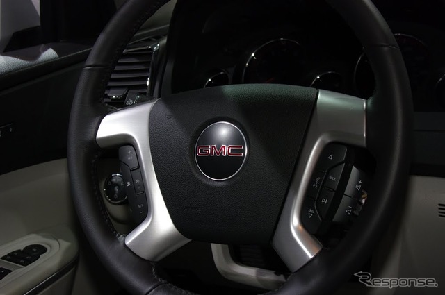 GMC アカディア デナリ