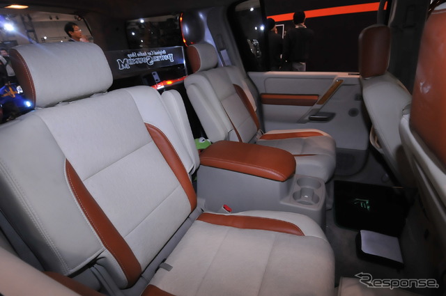 インフィニティ QX56「Pimp My QX」（J-LUG）
