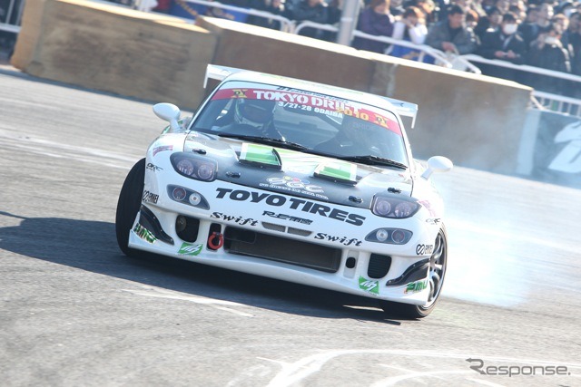 D1グランプリのKICK OFF DEMO RUN