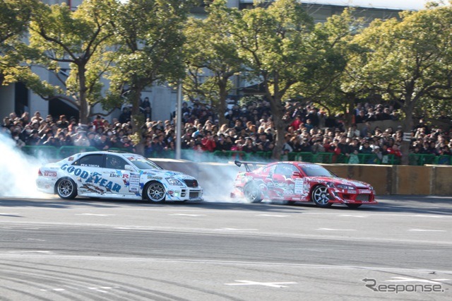 D1グランプリのKICK OFF DEMO RUN