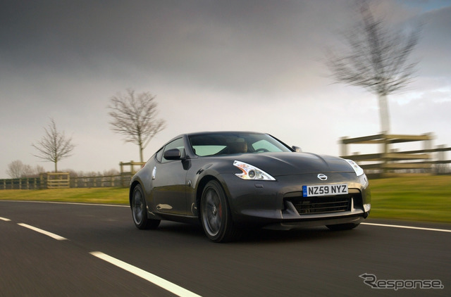 370Z(日本名:フェアレディZ)ブラックエディション