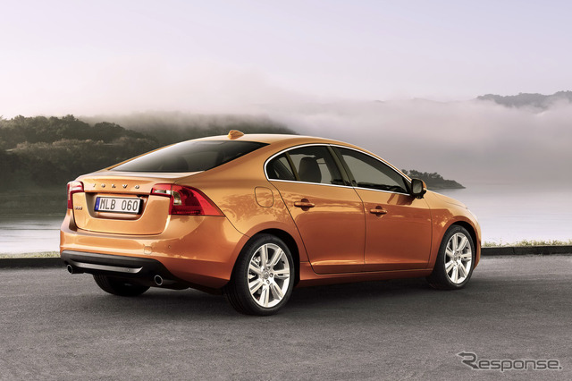 S60