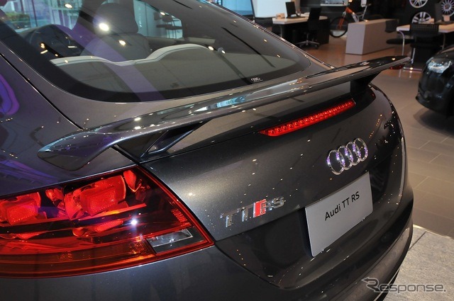 TT RSクーペ