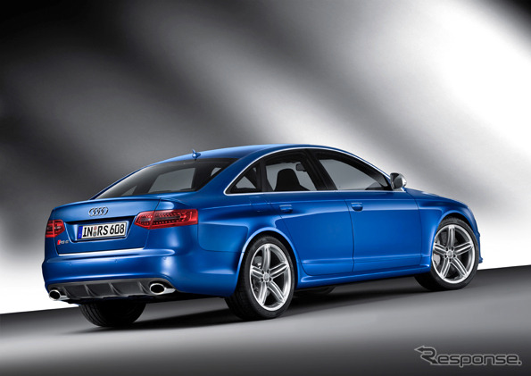 RS6プラスアウディエクスクルーシブ