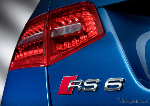 RS6プラスアウディエクスクルーシブ