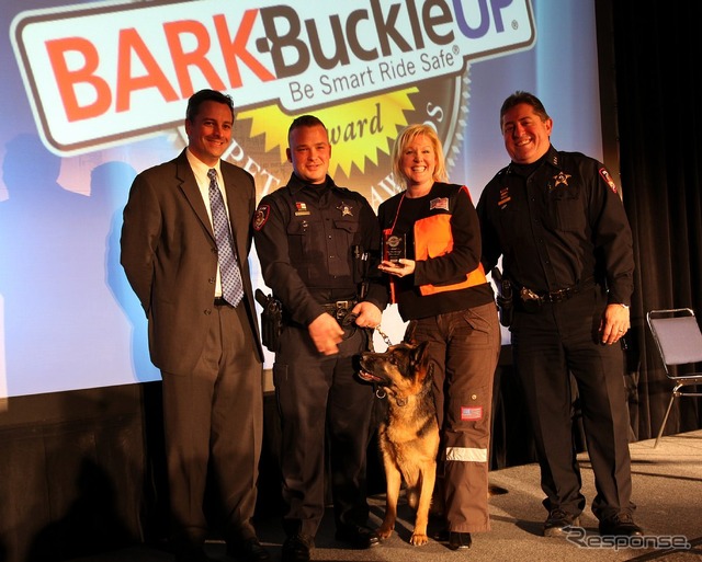 シカゴモーターショーでペットに安全な車トップ10を発表したBark BuckleUp