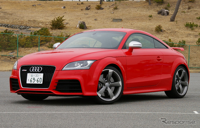 TT RSクーペ