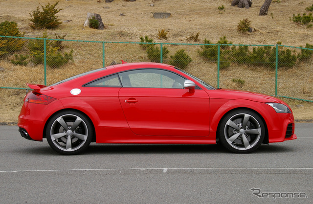 TT RSクーペ