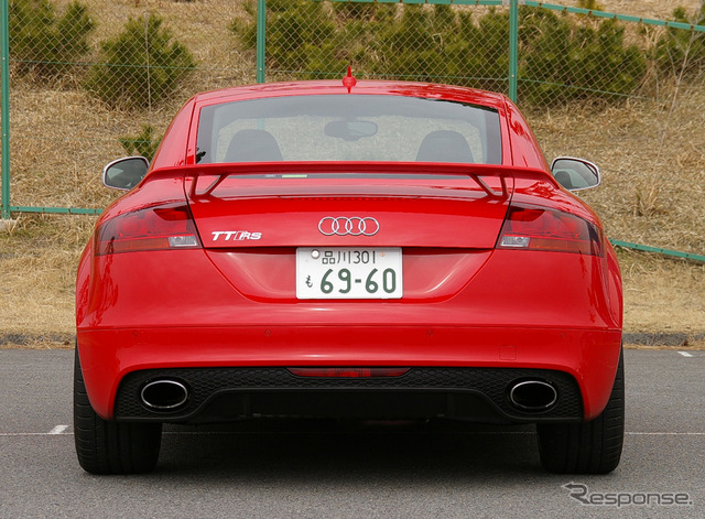TT RSクーペ