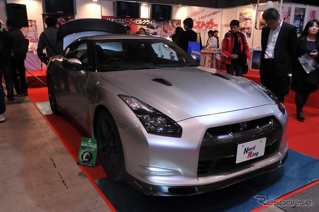 日産 GT-R カーボンパーツ装着車(ベストカー)