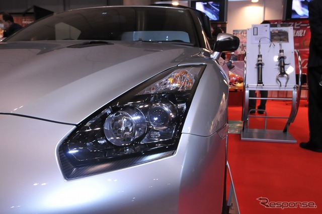 日産 GT-R カーボンパーツ装着車(ベストカー)