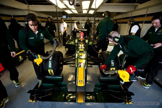 F1