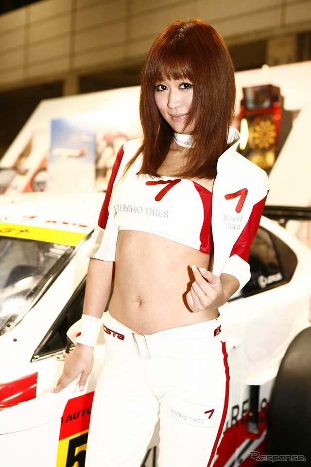 クムホタイヤジャパン