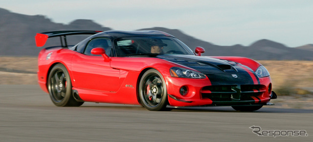 バイパーSRT10ACR