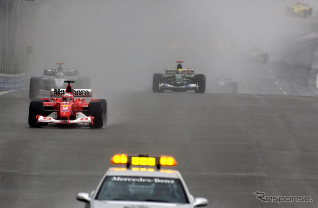 【F1ブラジルGP決勝】荒れて流れて---マクラーレンは開幕から3連勝