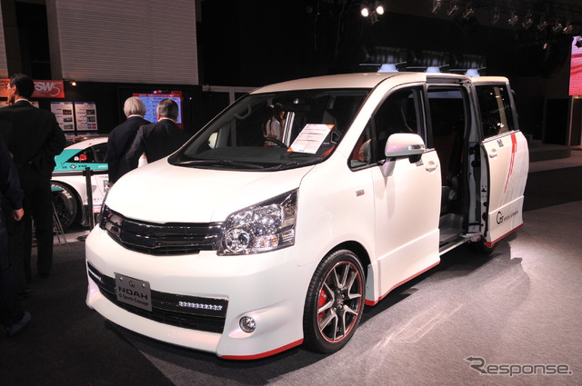 ノア Gスポーツコンセプト（東京オートサロン10）