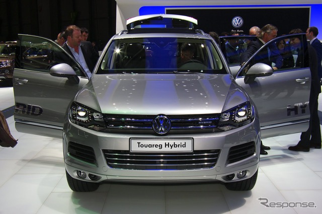 VW トゥアレグ ハイブリッド