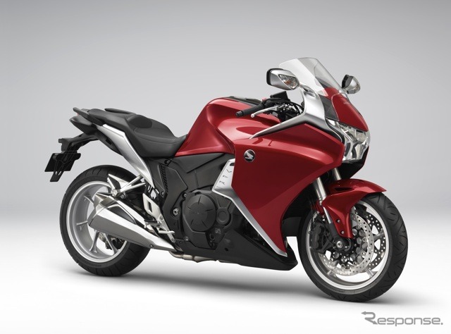 VFR1200F
